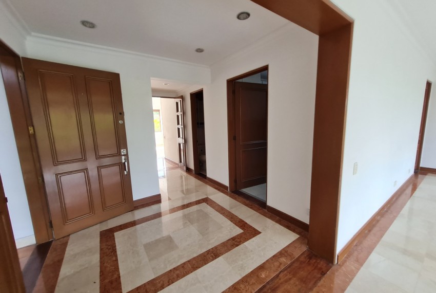 2712202372_7_1751898366