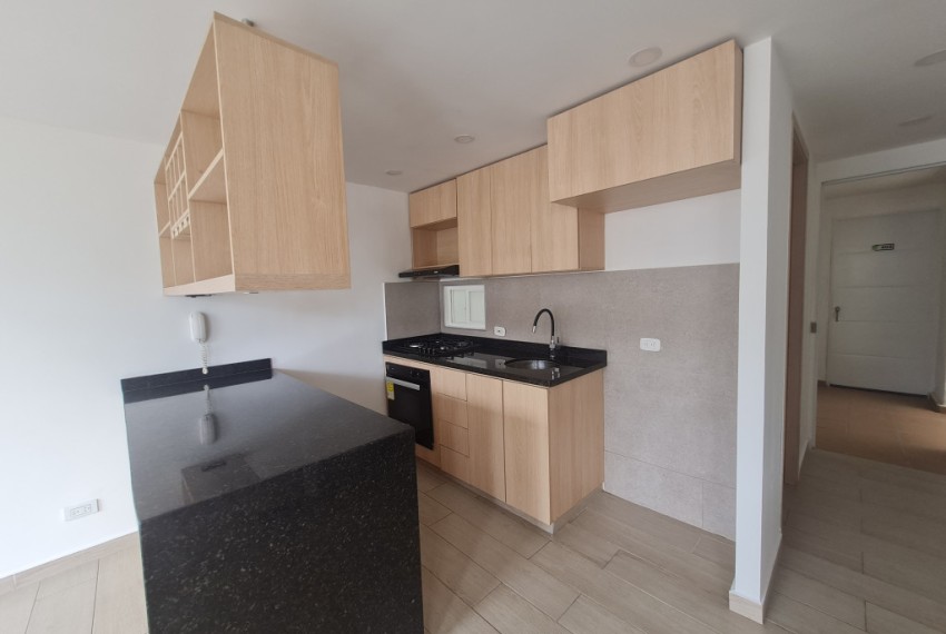 2712202383_10_1759852703