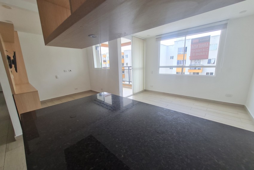 2712202383_9_1759852703